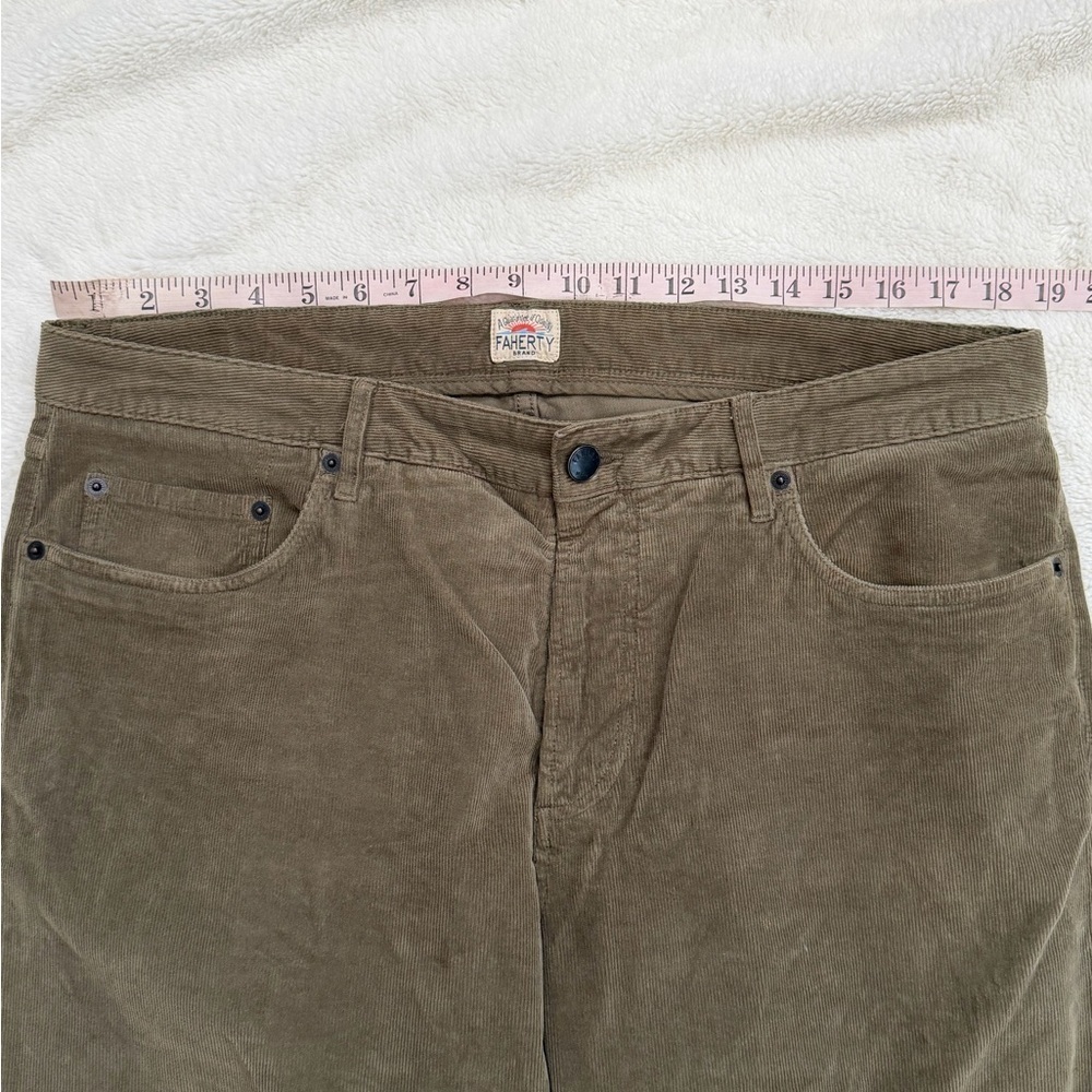 Faherty Men’s 35x24 Stretch Terry Corduroy 5-Pocket Pant Mountain Forest Green - Picture 6 of 9